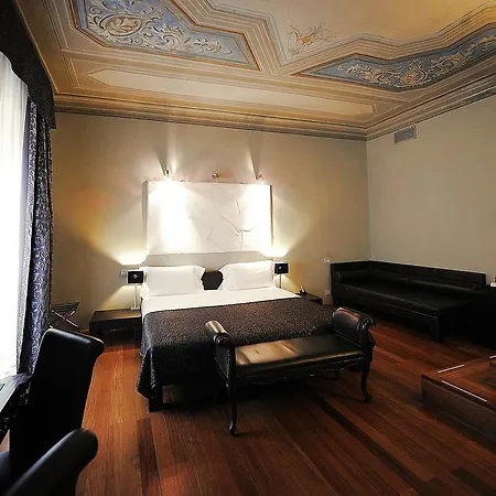 Borghese Palace Art מלון 4*