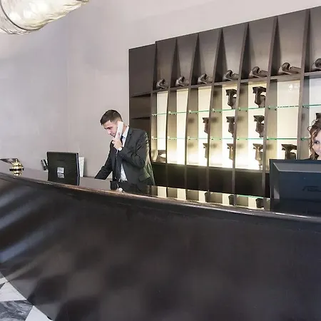 Borghese Palace Art Hotel