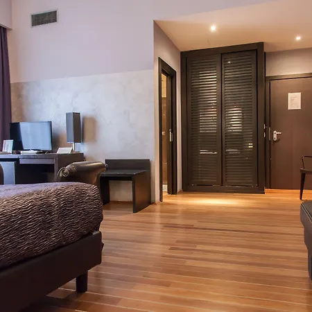 Borghese Palace Art 4*