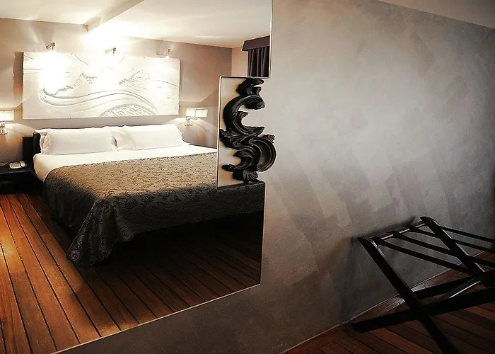 Borghese Palace Art Hotel