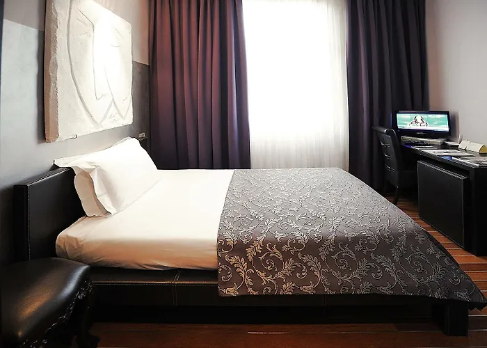 Borghese Palace Art 4*