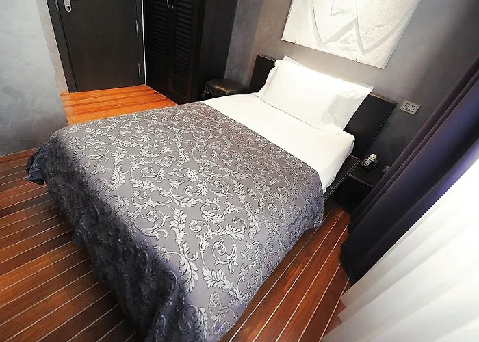 Borghese Palace Art 4* Florence