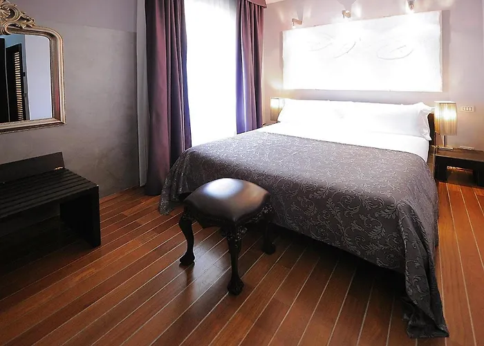 Borghese Palace Art 4*