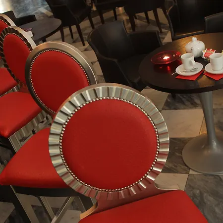 Borghese Palace Art Hotel 4*